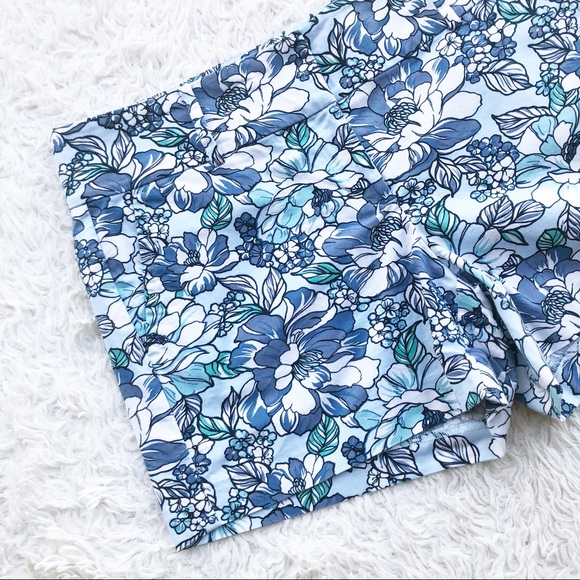 Ann Taylor Pants - ANN TAYLOR Floral Printed Cotton Shorts 4.5”